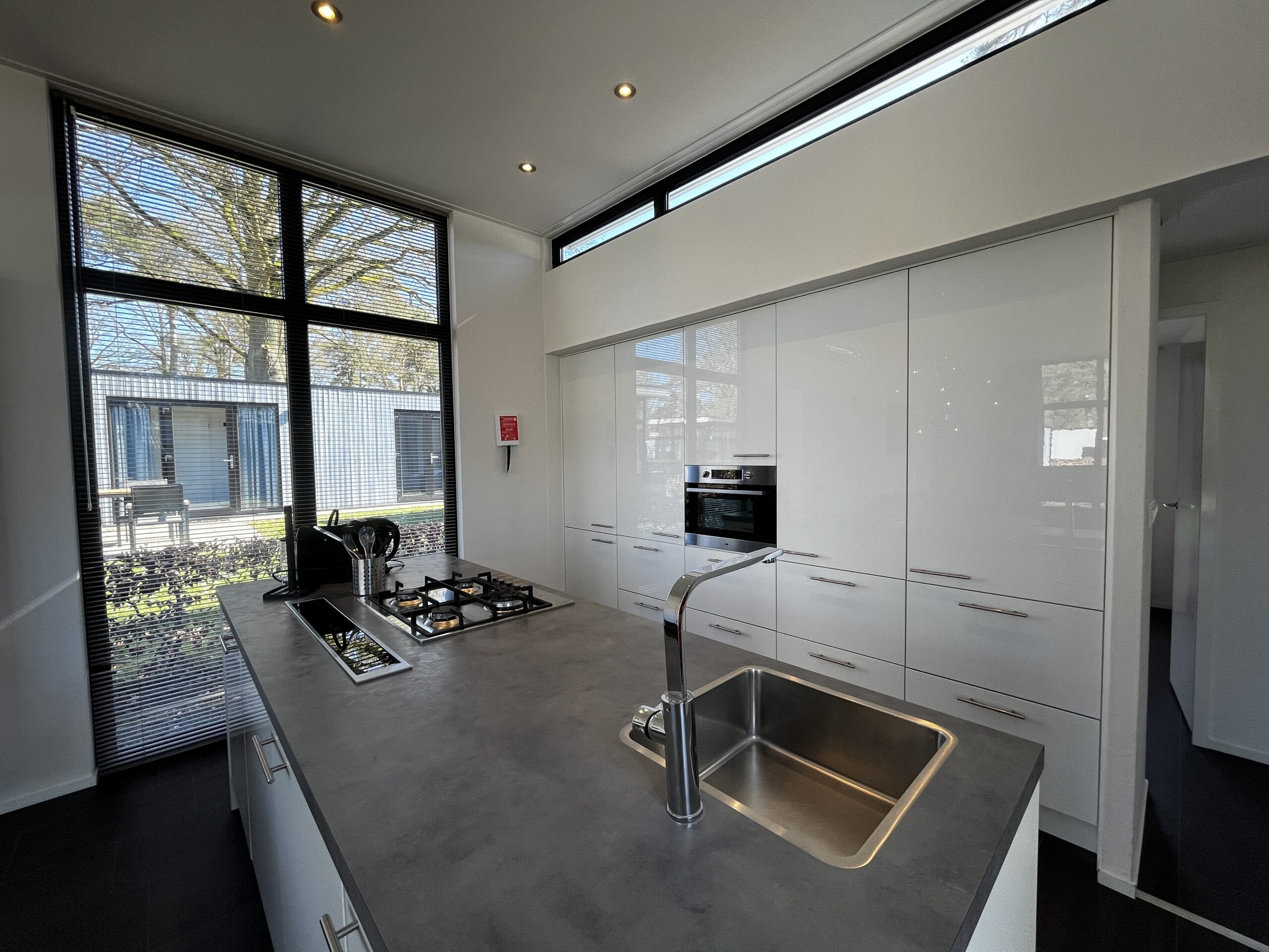 De gehele keuken in de vakantiewoning